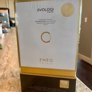 Avologi ENEO Totale LED Light Therapy Skin Rejuvenation Device - NEW Sealed